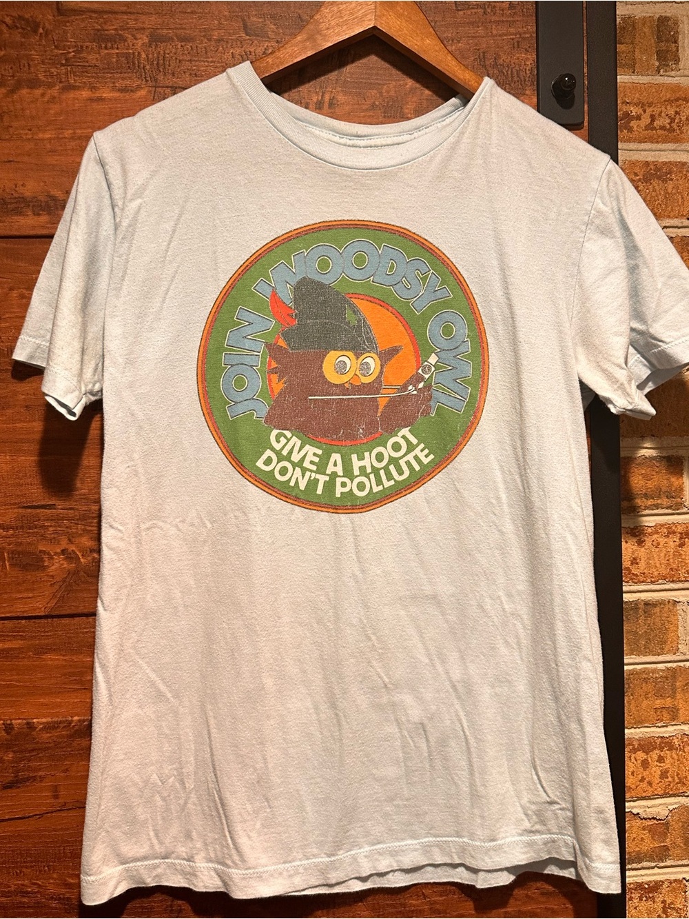 WOODSY OWL - GIVE A HOOT Don’t Pollute size medium unisex(56)